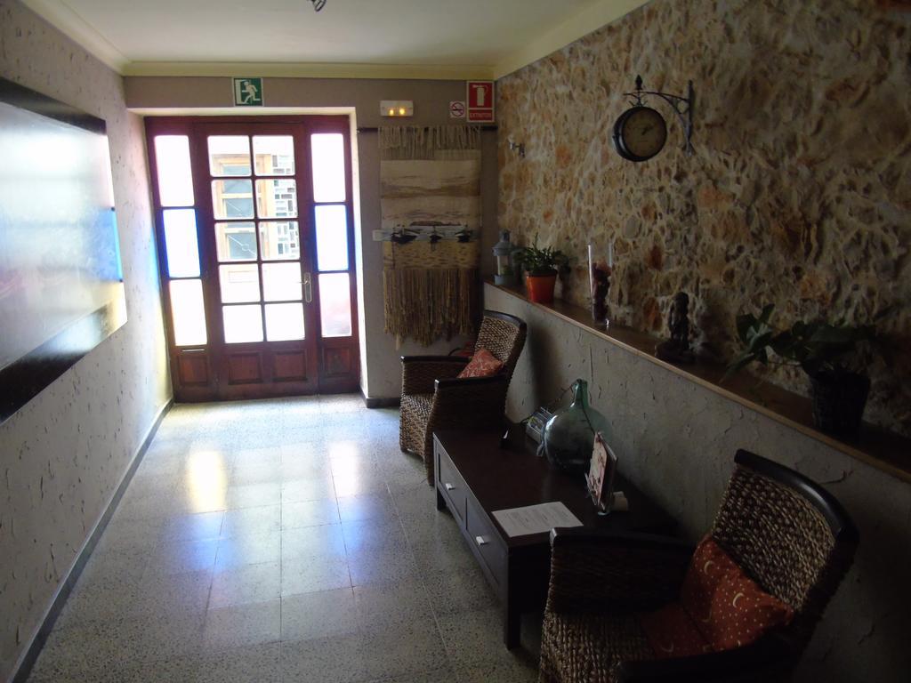 Pensio Torrent Hotel L' Escala Bagian luar foto