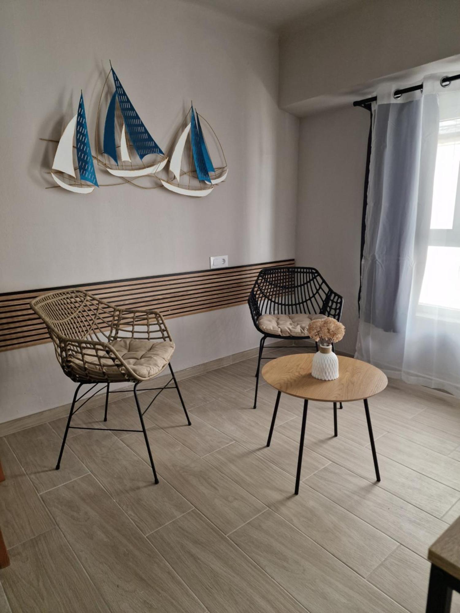 Pensio Torrent Hotel L' Escala Bagian luar foto