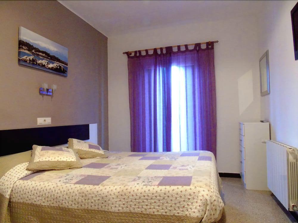 Pensio Torrent Hotel L' Escala Bagian luar foto